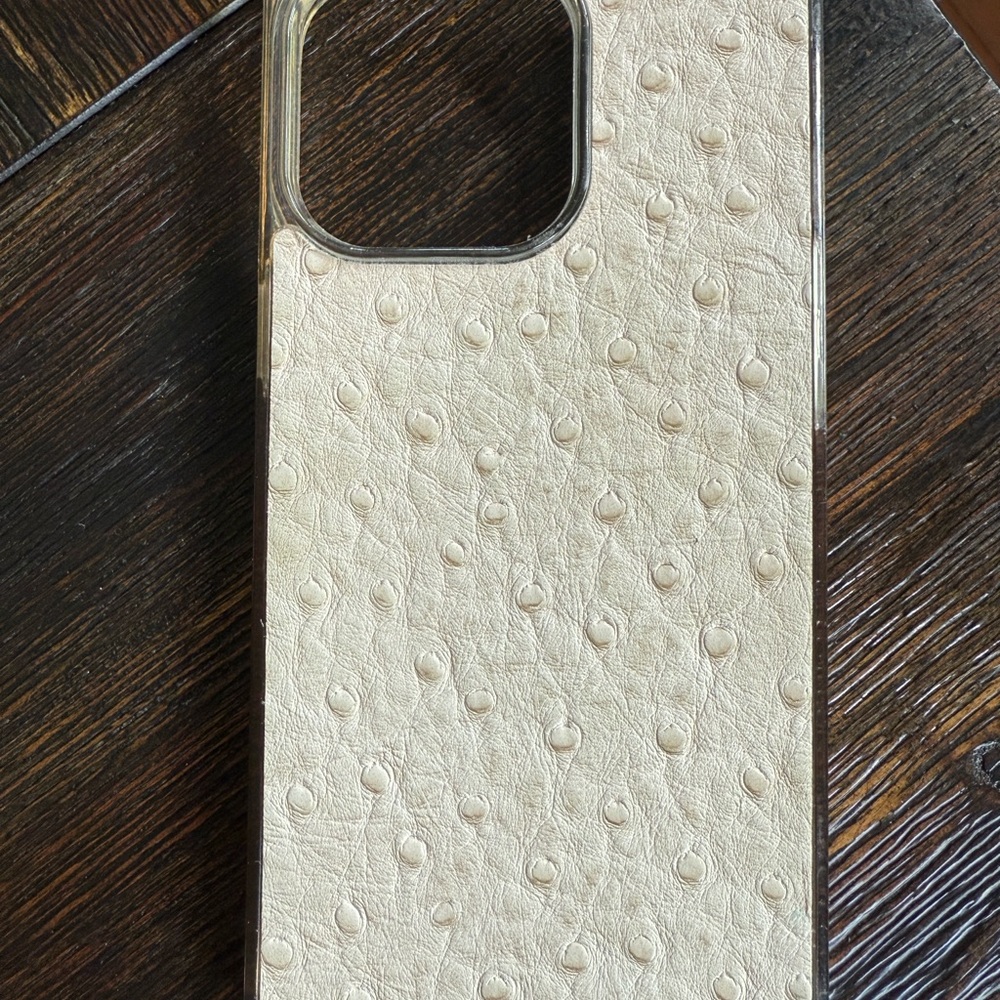 FLAUNT Ivory Ostrich Faux Leather iPhone Case